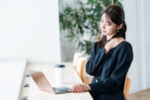 運動不足の女性